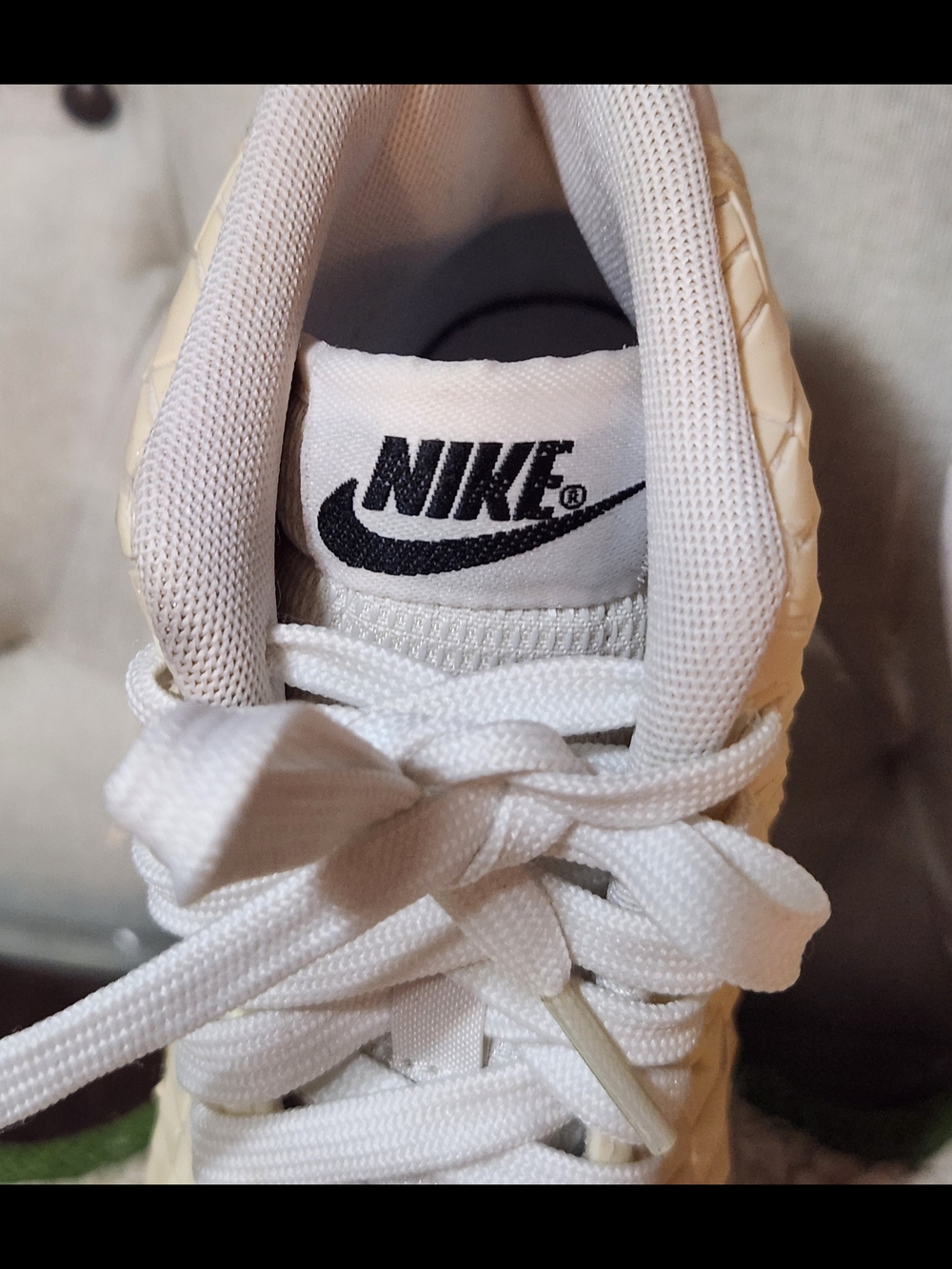 Nike Cream Textured High-Top Sneakers with White Accents.. Sz 5.5 - Picture 4 of 6